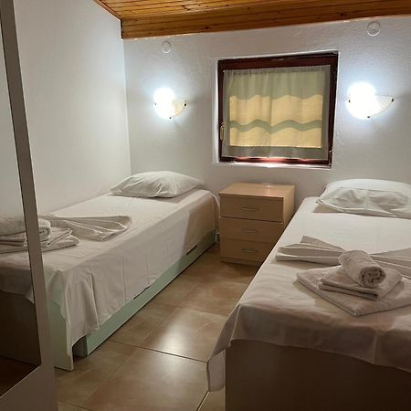 Holiday Home Bratica Ulcinj Exterior photo