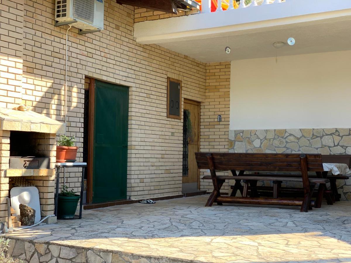 Holiday Home Bratica Ulcinj Exterior photo