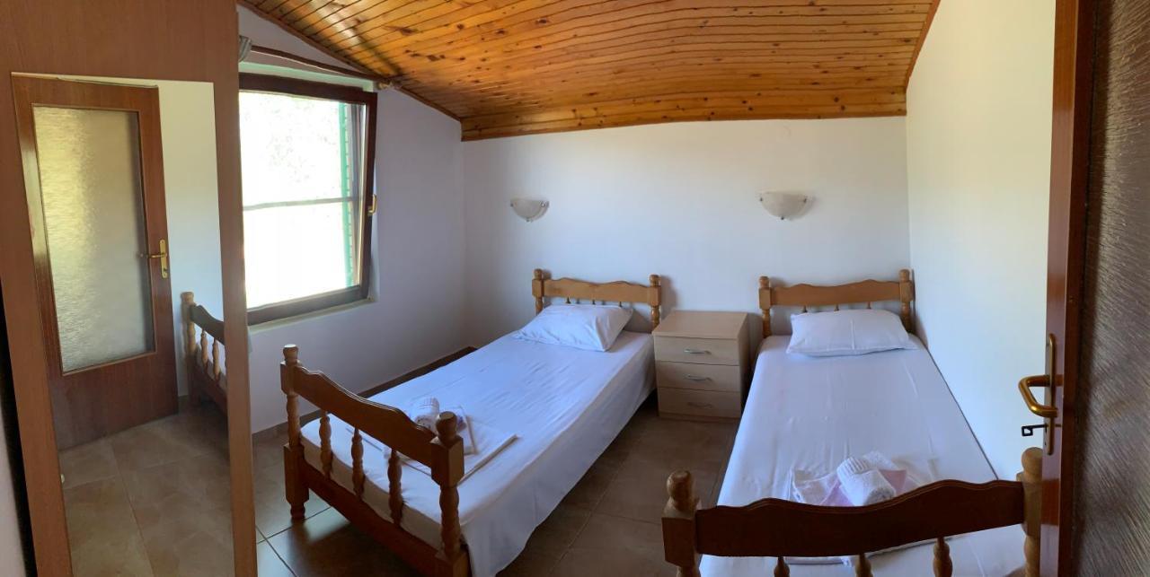Holiday Home Bratica Ulcinj Exterior photo