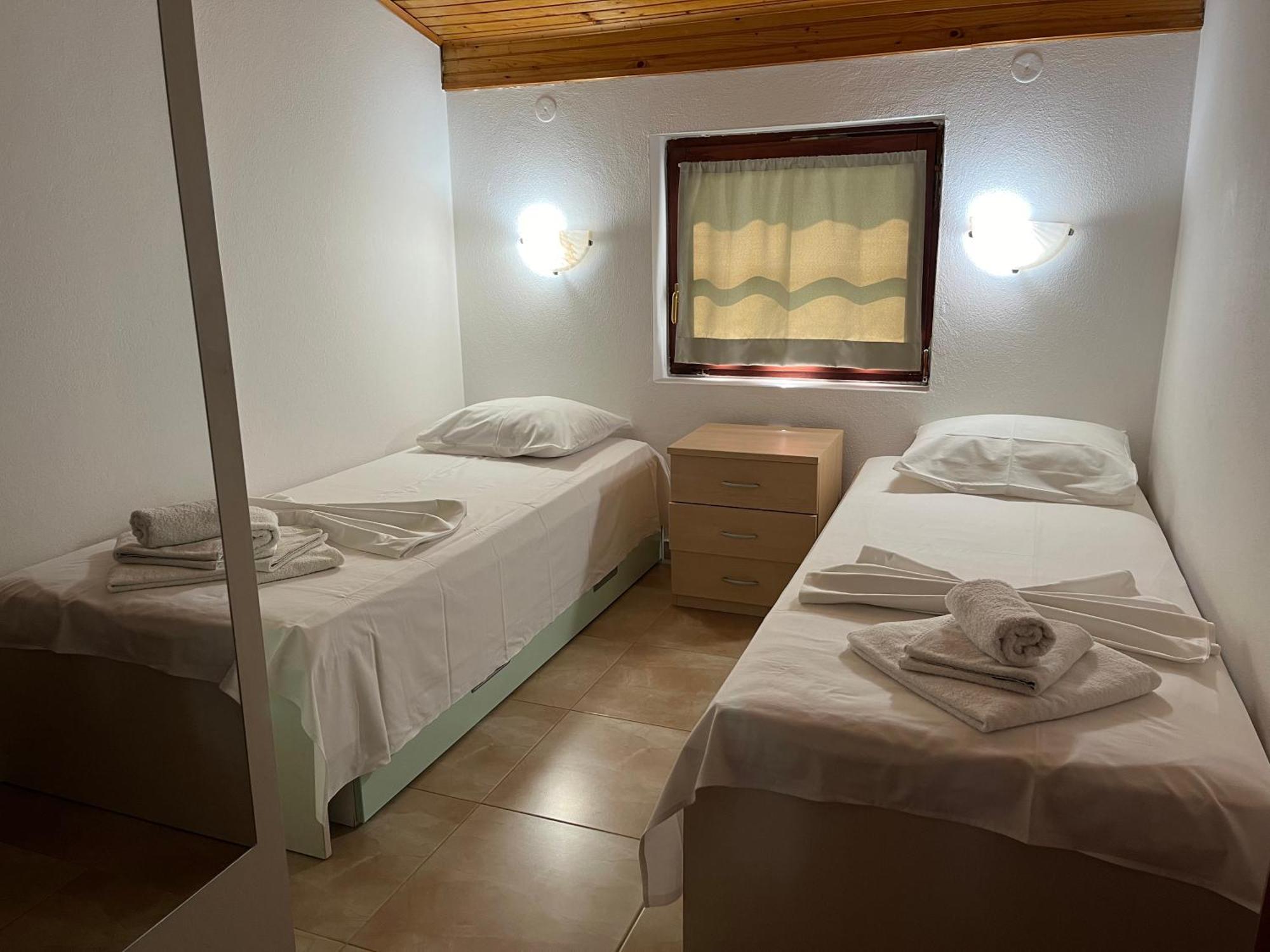 Holiday Home Bratica Ulcinj Exterior photo