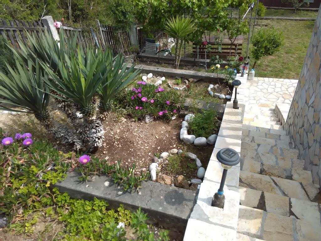 Holiday Home Bratica Ulcinj Exterior photo